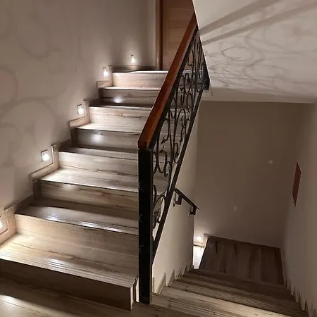 Gondola * 亚霍里纳